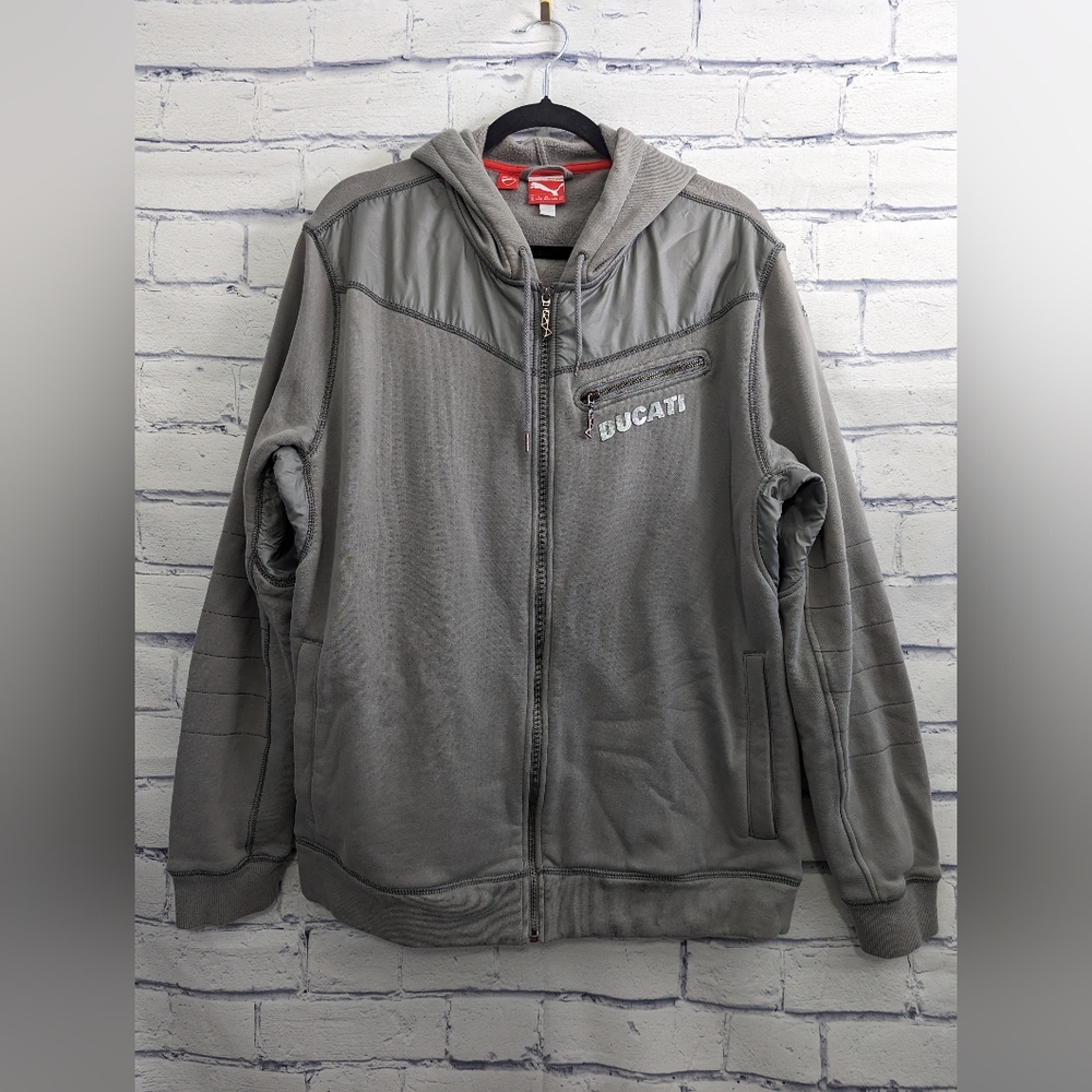 PUMA Ducati Colab Gray Jacket Hoodie Sweatshirt Men's Size XL (fitted Large too)